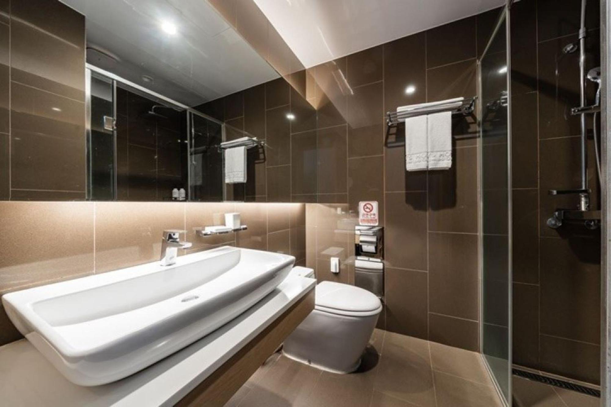 Golden Daisy Hotel Согвипхо Экстерьер фото