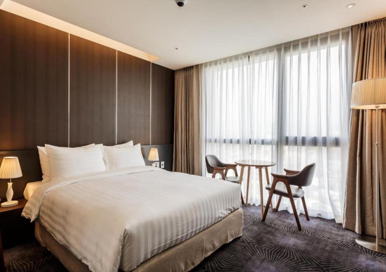 Golden Daisy Hotel Согвипхо Экстерьер фото